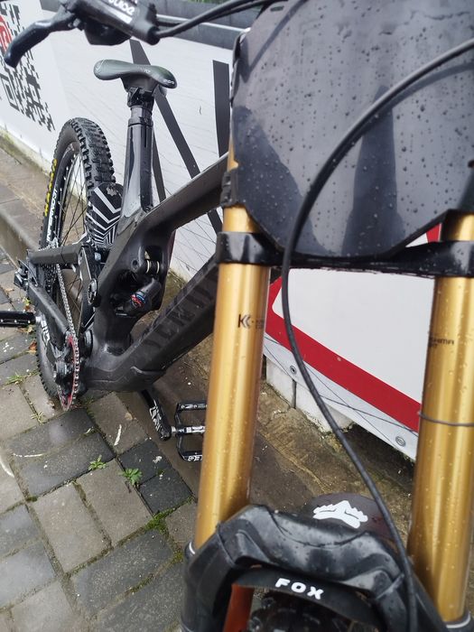 DH Canyon Sender CF 8.0 carbon