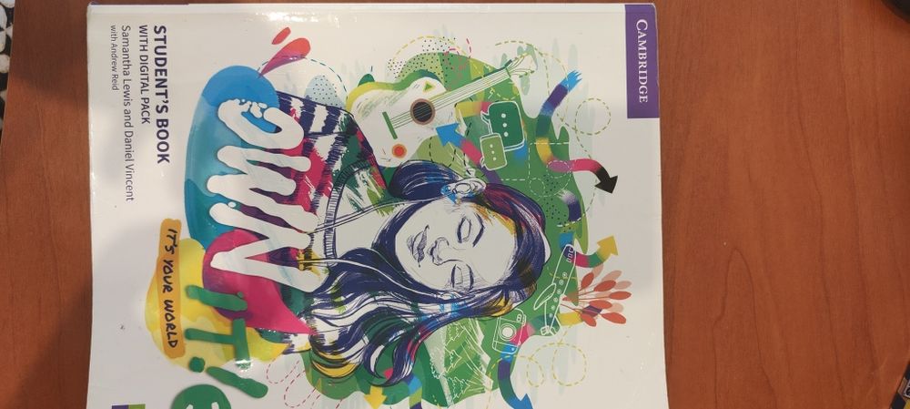 Manuais Cambridge " IT! 3" It's your world