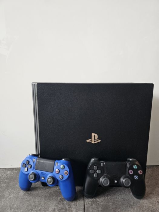 Playstation 4 pro 1TB