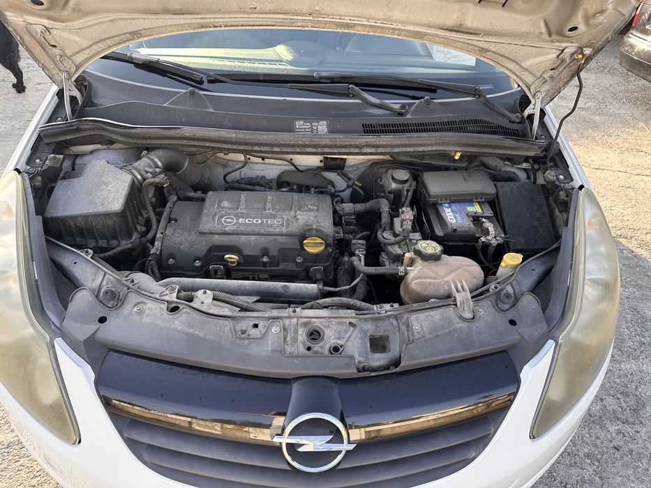Opel corsa black edition