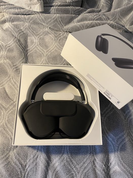 AirPods Max Praticamente novos