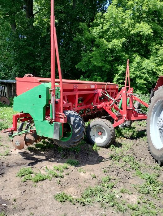 Продам польський сівник