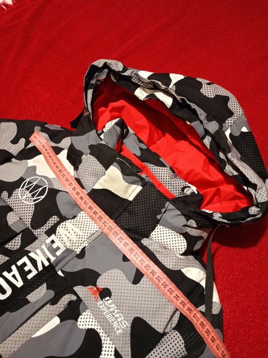 Зимова куртка 158р