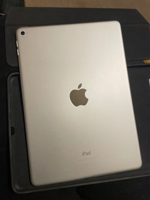 IPad Air 2 16G e capa original da Apple tipo couro