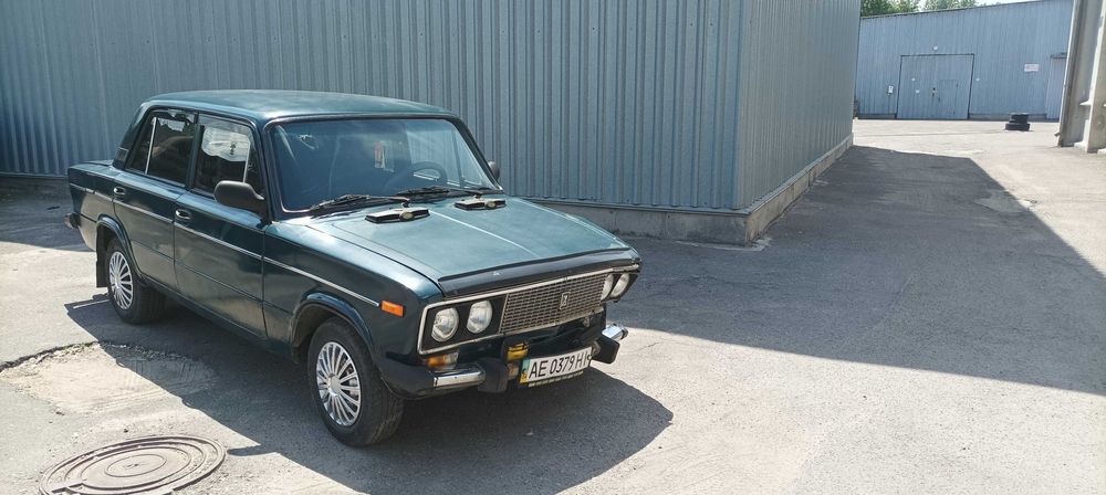 Автомобіль ВАЗ 2106