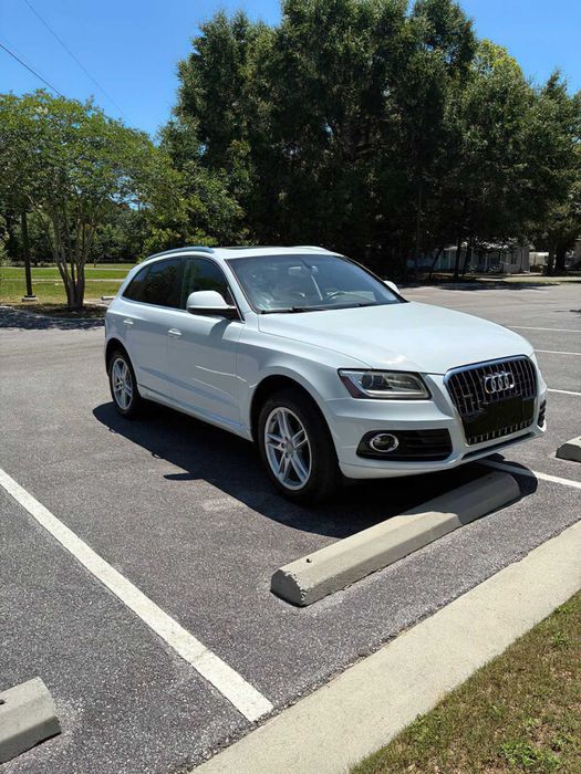 Audi Q5 quattro Premium Plus      2014