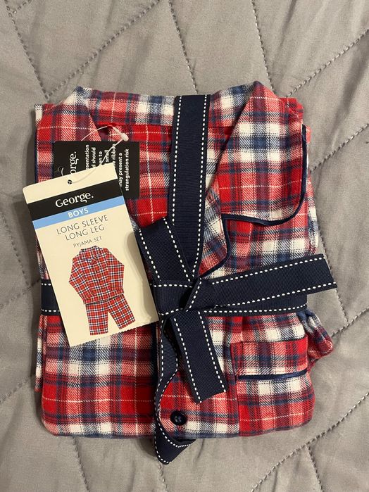 George тепла фланелева подарункова піжама для хлопчика 6-7 років