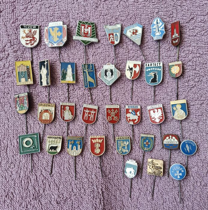 Wpinki- przypinki czasy PRL