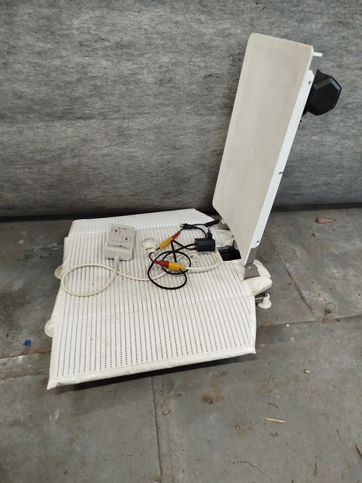 Продам подъемник для ванной AQUATEC
