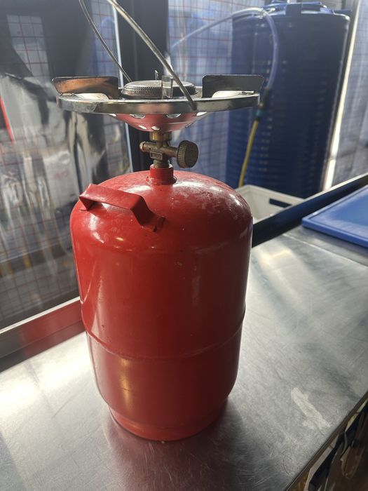 Продам газовий балон 11л