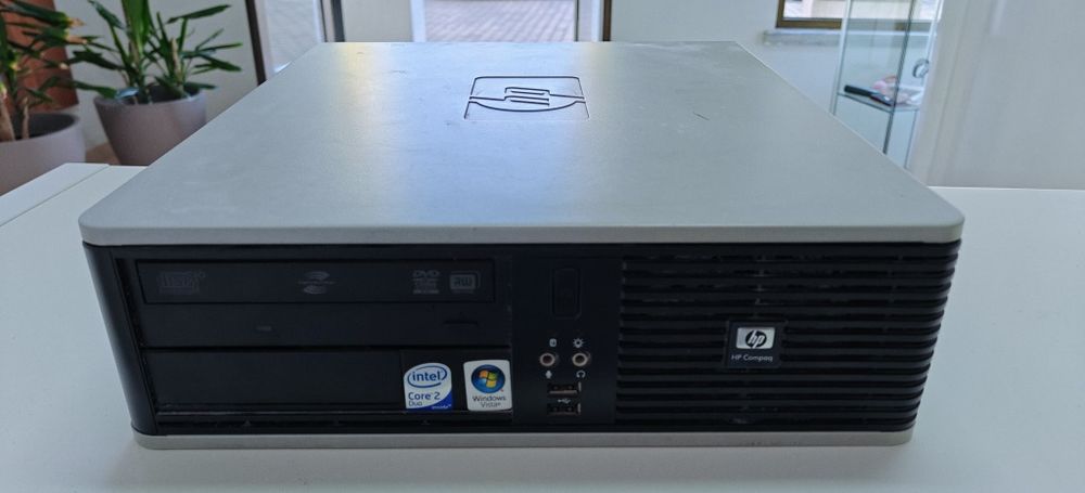 Computador HP Compaq SFF (Intel Core 2 Duo / 5GB RAM)