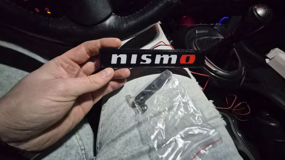NISMO podświetlane LOGO w grill