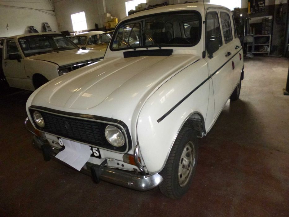 Renault 4 GTL  Passageiros