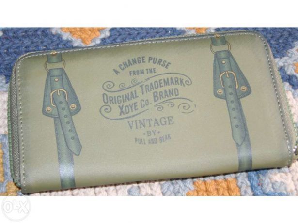 Carteiras Looney Tunes e Pull and Bear