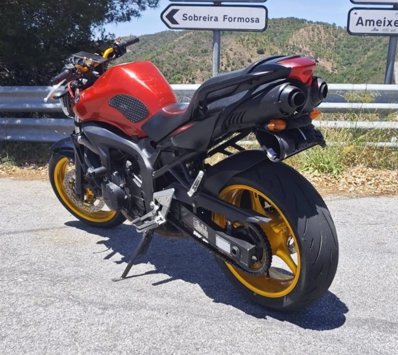 Yamaha FZ6 Naked