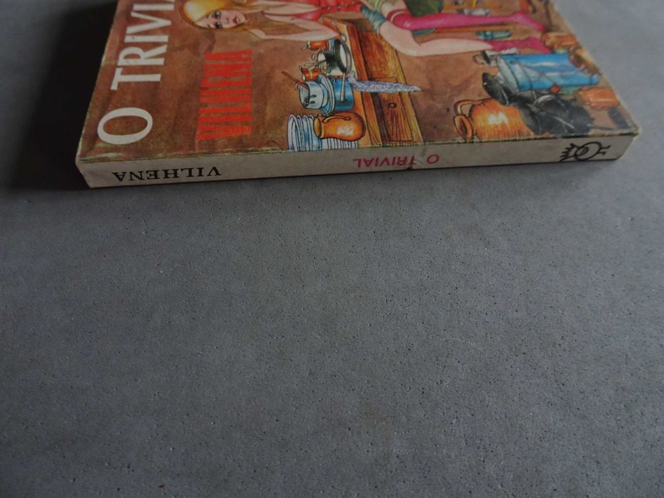 Livro Banda desenhada Vilhena - O trivial