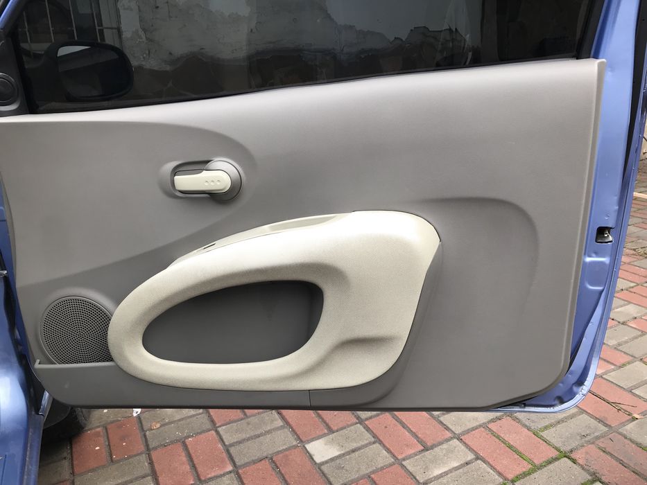 Nissan Micra 1.2 кондиционер