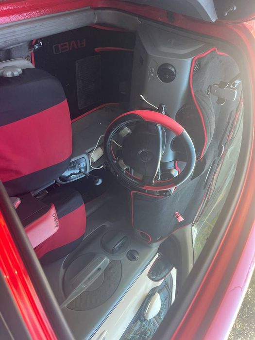 Продам Шевроле Авео 1,5. Автомат