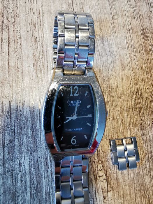 Damski zegarek Casio