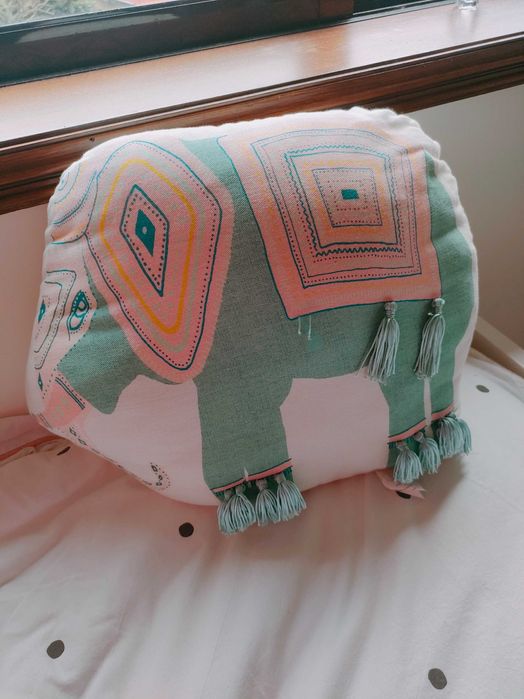 Almofada elefante