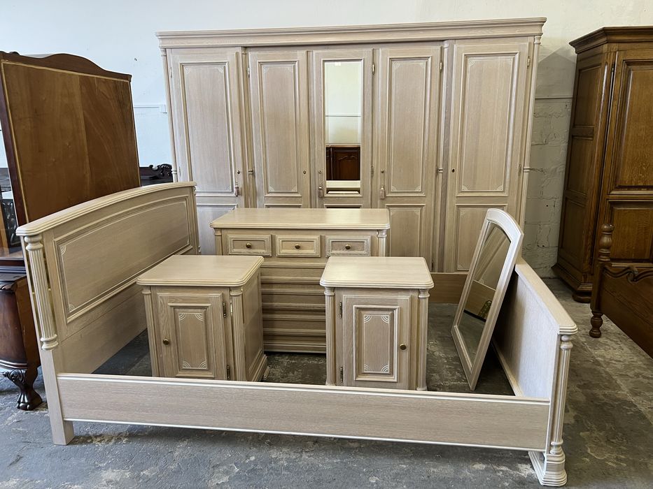 Sypialnia stylowa/bielona/ szafa 5-drzwiowa/Raty