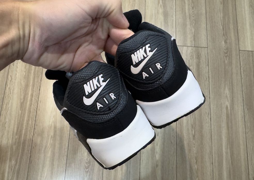 Buty Nike AIR MAX 90, rozmiar 44,5, wkładka 28,5 cm