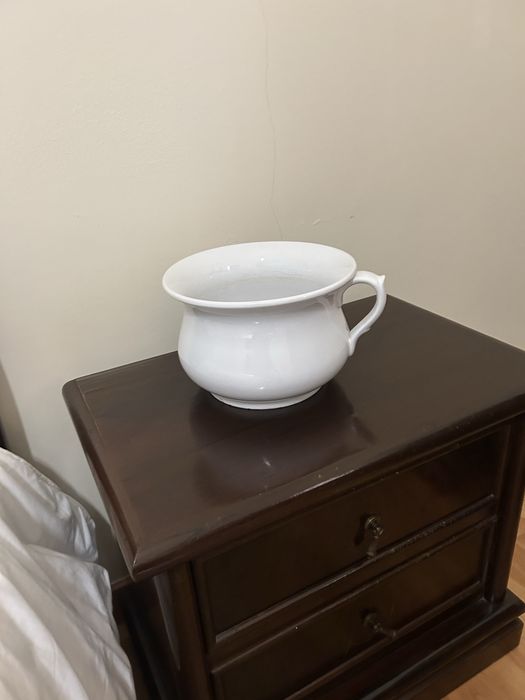 Bacio / penico de louça