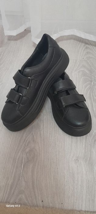 Шкіряні   жіночі мокаси