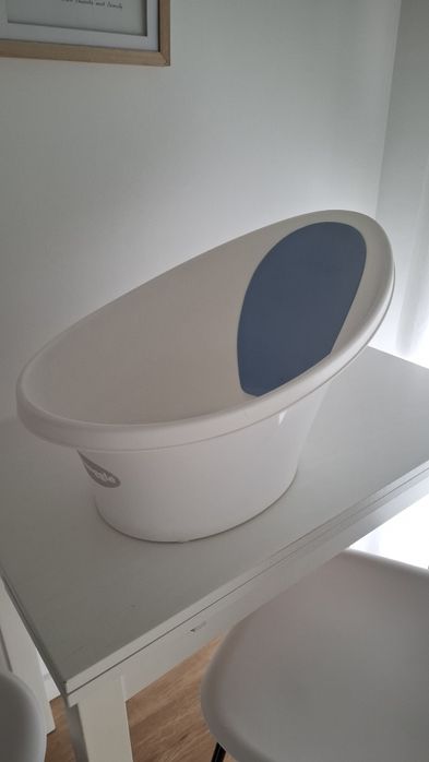 Banheira Shnuggle com suporte