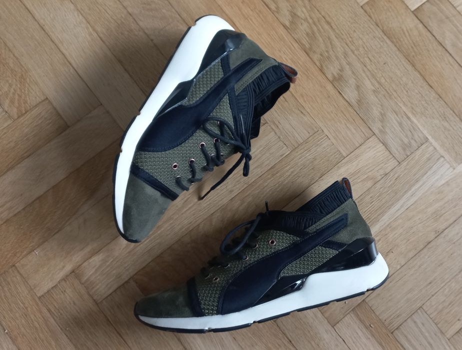 Sneakersy damskie  Puma Pearl Velvet Rope r 40