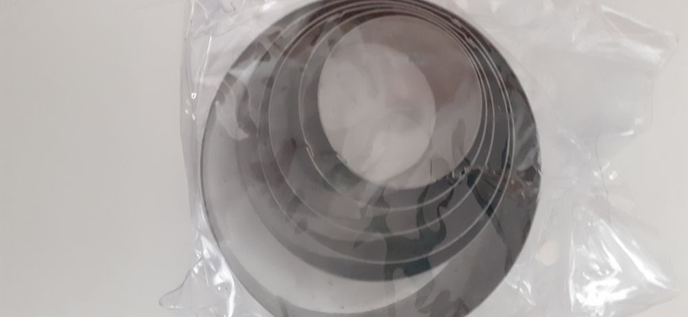 6 moldes redondos em inox