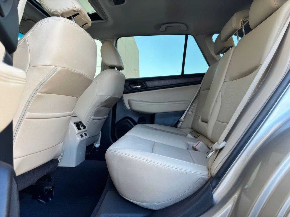 Subaru Outback Limited      2017