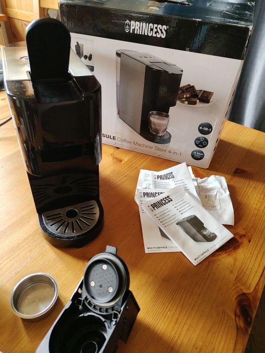 Princess ekspres kapsułkowy Multi Capsule Coffee Machine 4-in-1