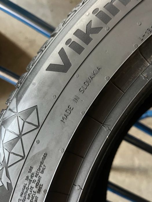 285/45/20 R20 Continental VikingContact 7 4шт нові зима