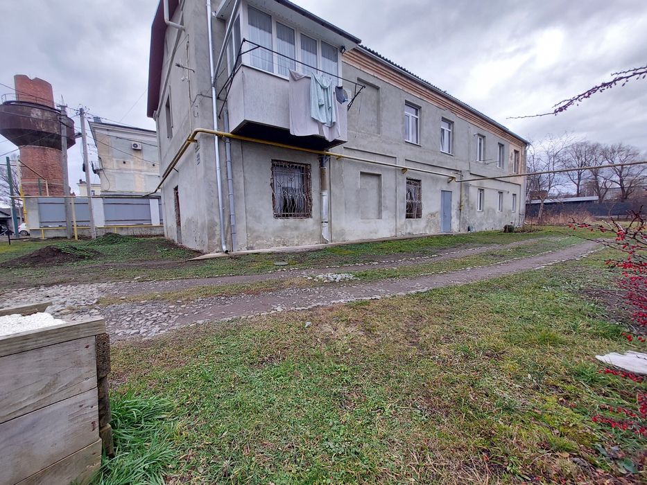 Продаж квартири/приміщення вільного призначення  Дрогобич в.Фабрична