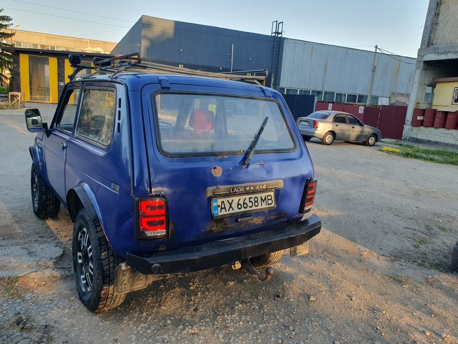 Нива 4×4 1,7  2007год