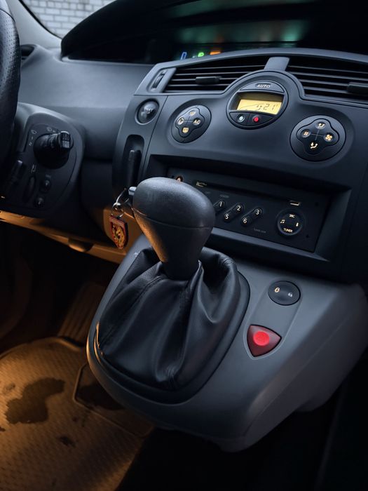 Продам Renault Scenic