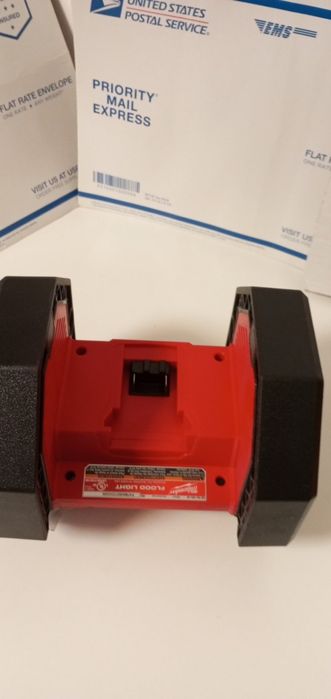 Прожектор ліхтарик Milwaukee 2361, 2365, 2364 із США