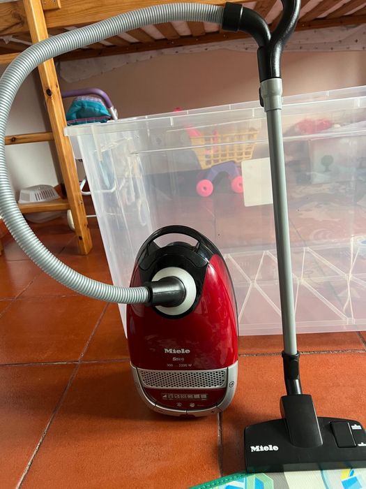 Aspirador de Criança Miele S5510