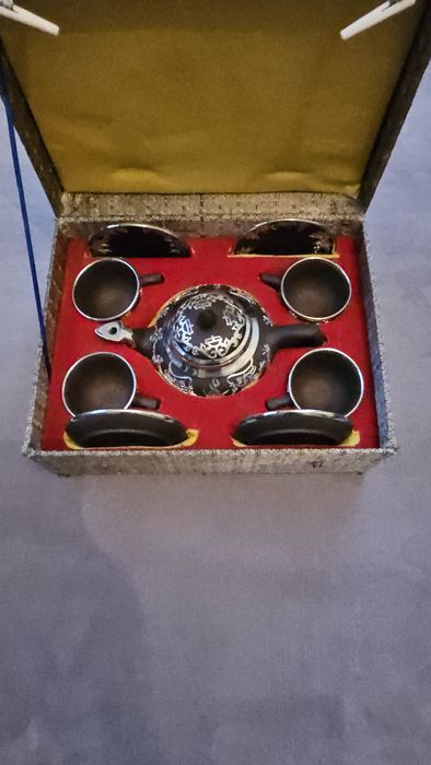 Zestaw do herbaty z fioletowej gliny. Lata 60