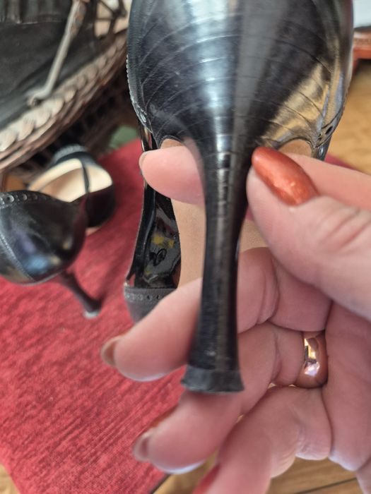 Manolo Blahnik 36