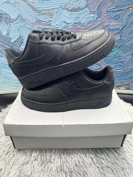 Pasuje bardzo dobrze do ubrań. Rozmiar.43