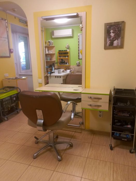 Аренда места парикмахера Салтовка, Мавзолей