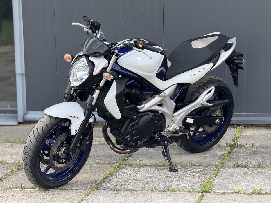 Suzuki Gladius 400 ABS з Японії Motozet