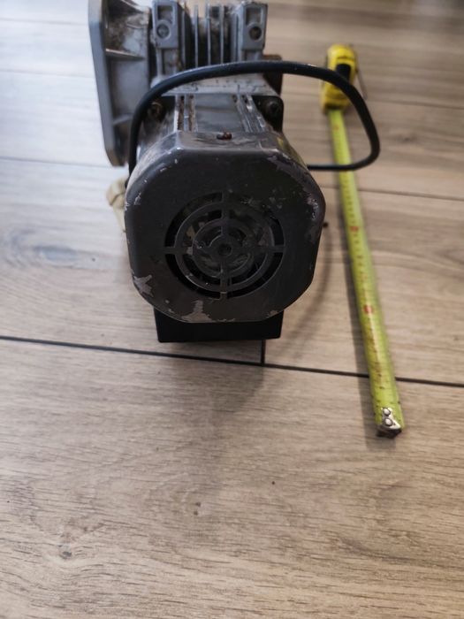 Motoreduktor 230v 1.30 obr/min