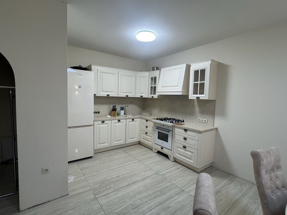 Довгострокова оренда будинку частини будинку