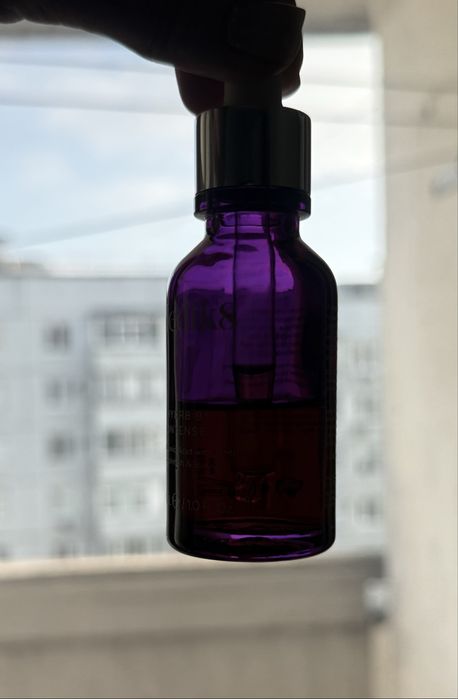 Medik 8 сироватка з гіалуроновою кислотою й NMF HYDR8 B5™ INTENSE