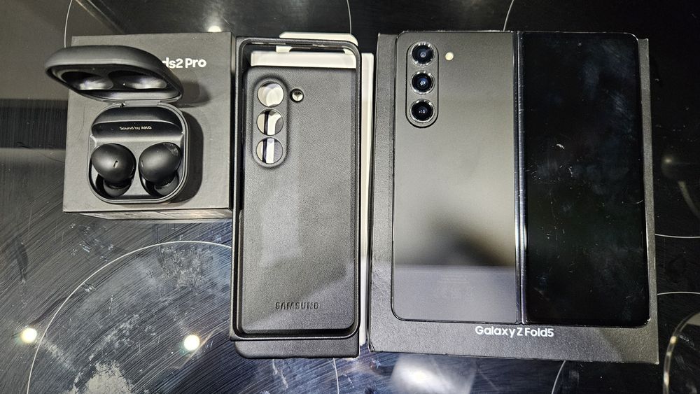 Samsung galaxy Z Fold 5 + Capa Samsung + Galaxy Buds 2 Pro