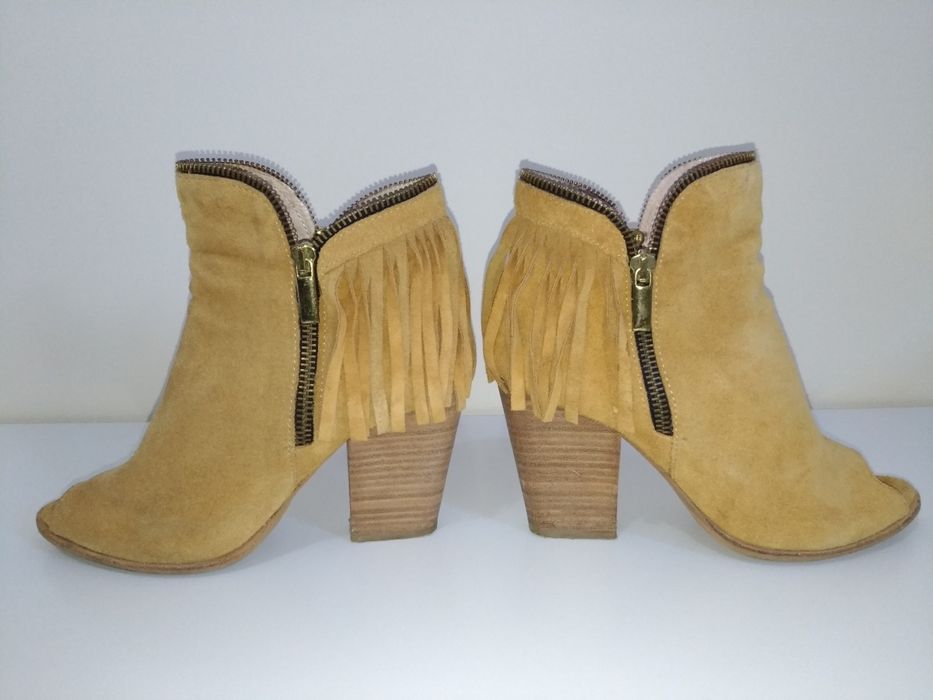 Botins e Botas 37 e 38