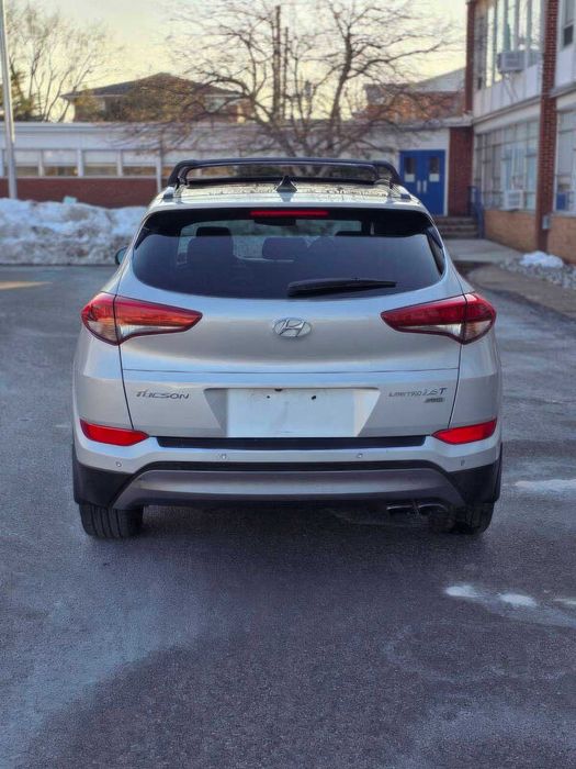 Hyundai Tucson Limited      2016